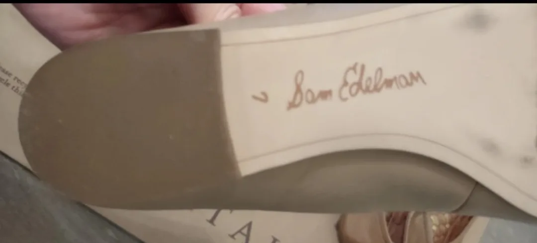 (NEW) Sam Edelman Beige Pointed-Toe Flats image indicator(4)