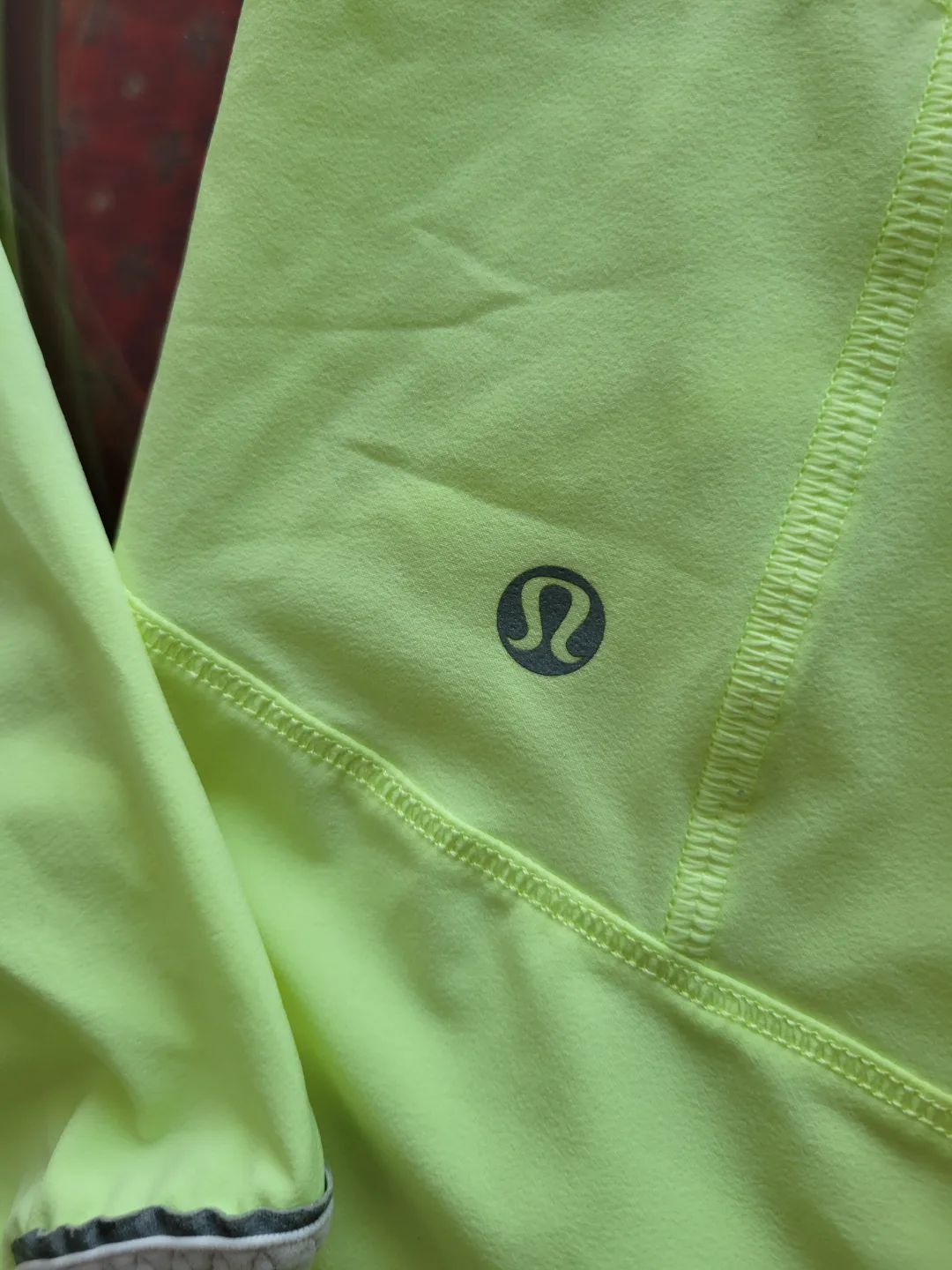 Lululemon Lime Green Running Jacket Size 6 image indicator(3)