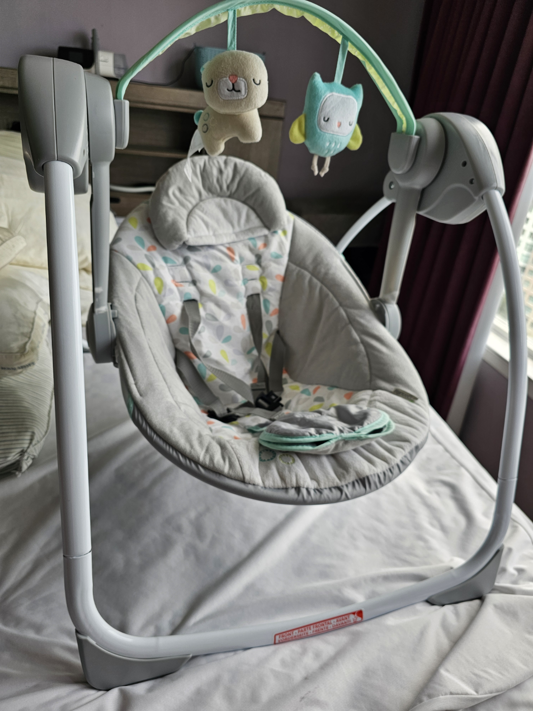 Baby Swing - Gently Used 🤎
