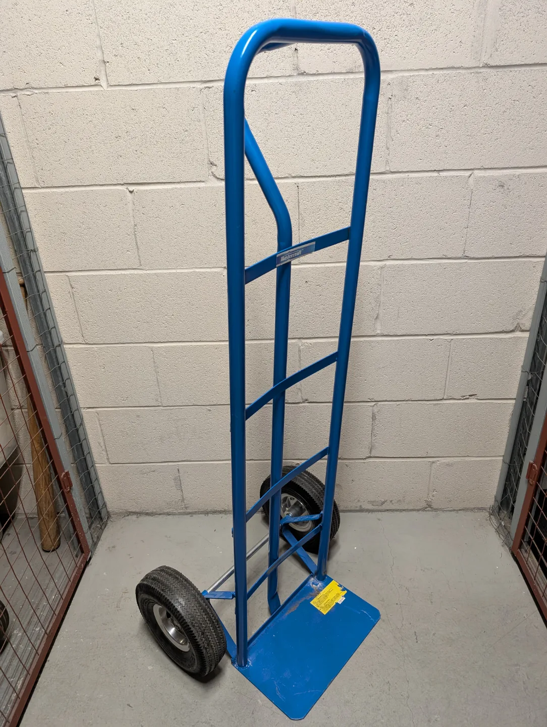 Heavy-duty Vertical Hand Trolley thumbnail