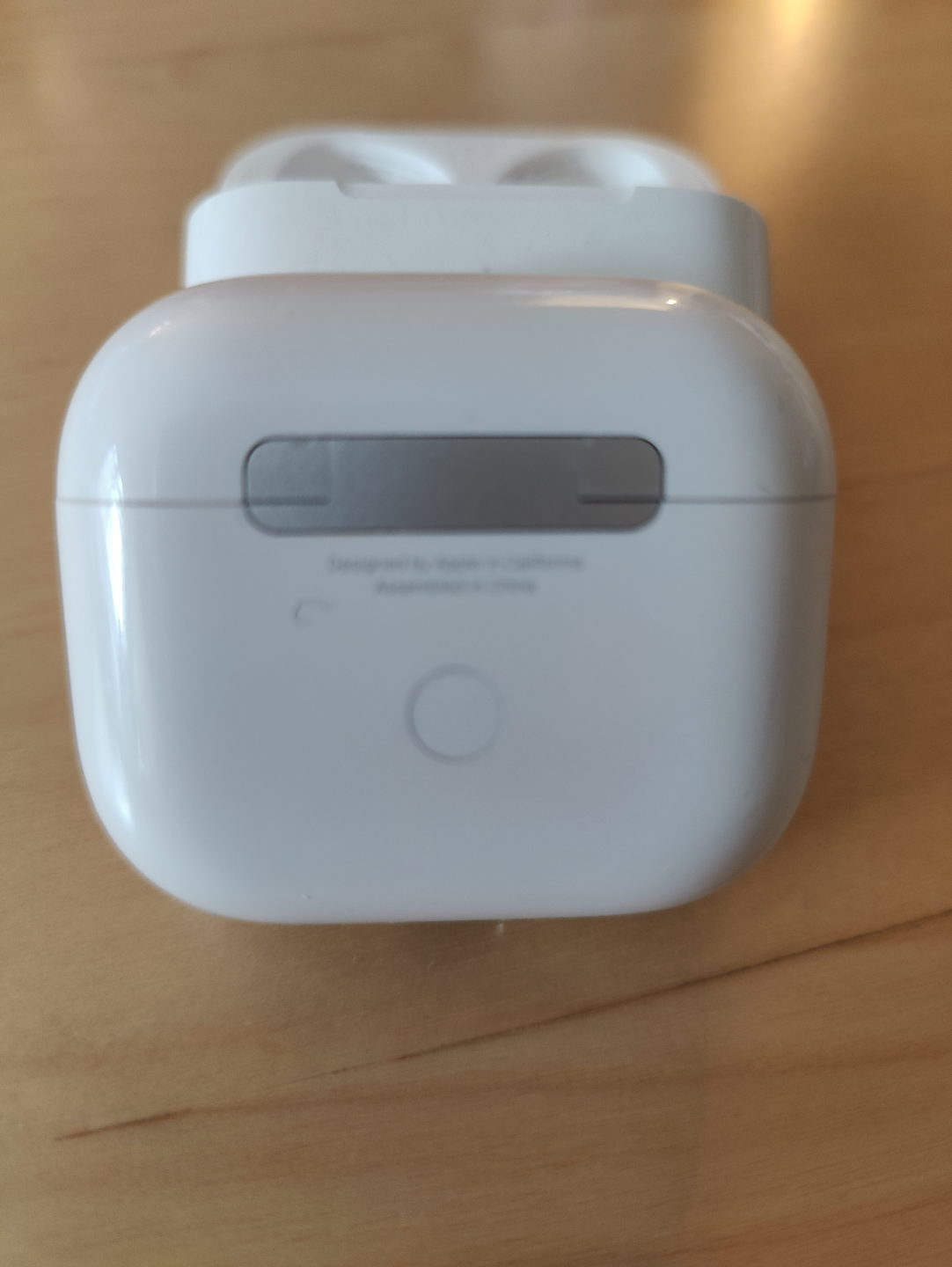 Apple AirPods 3 -  3th Gen. Charging Case Only - photo 3