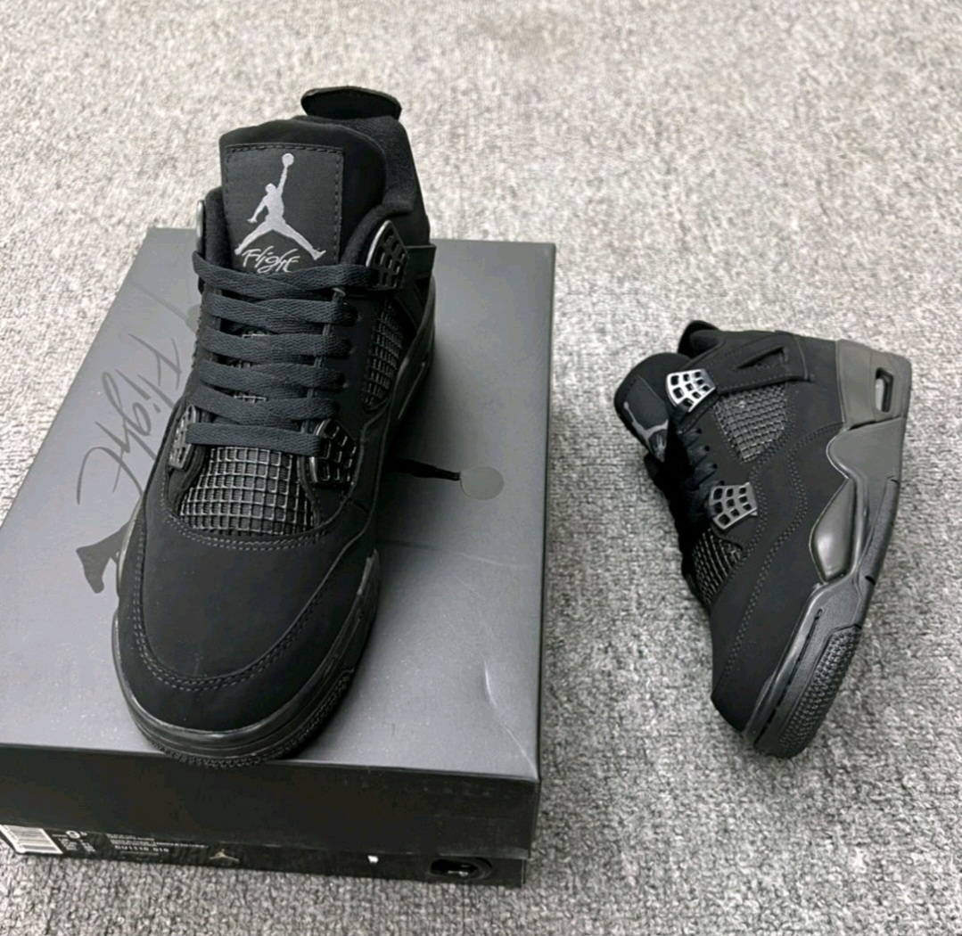 Air Jordan 4 Black cats - photo 2