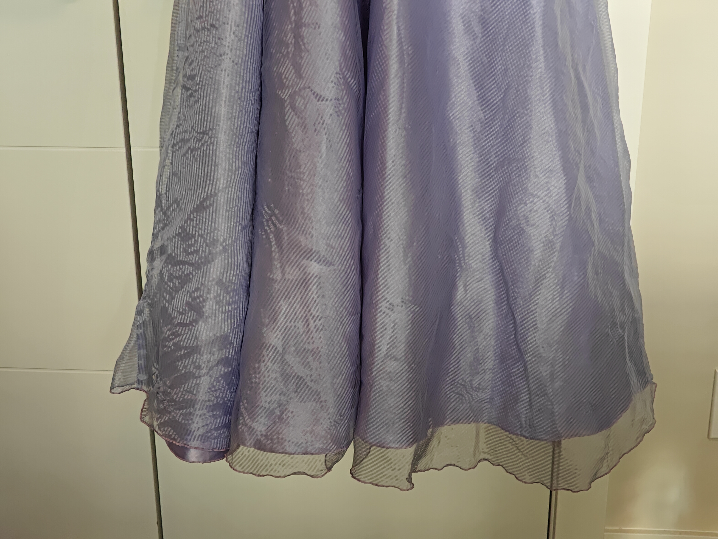 Grad / Prom / Graduation Gown / Formal Dress - Lavender Size 8 - photo 3