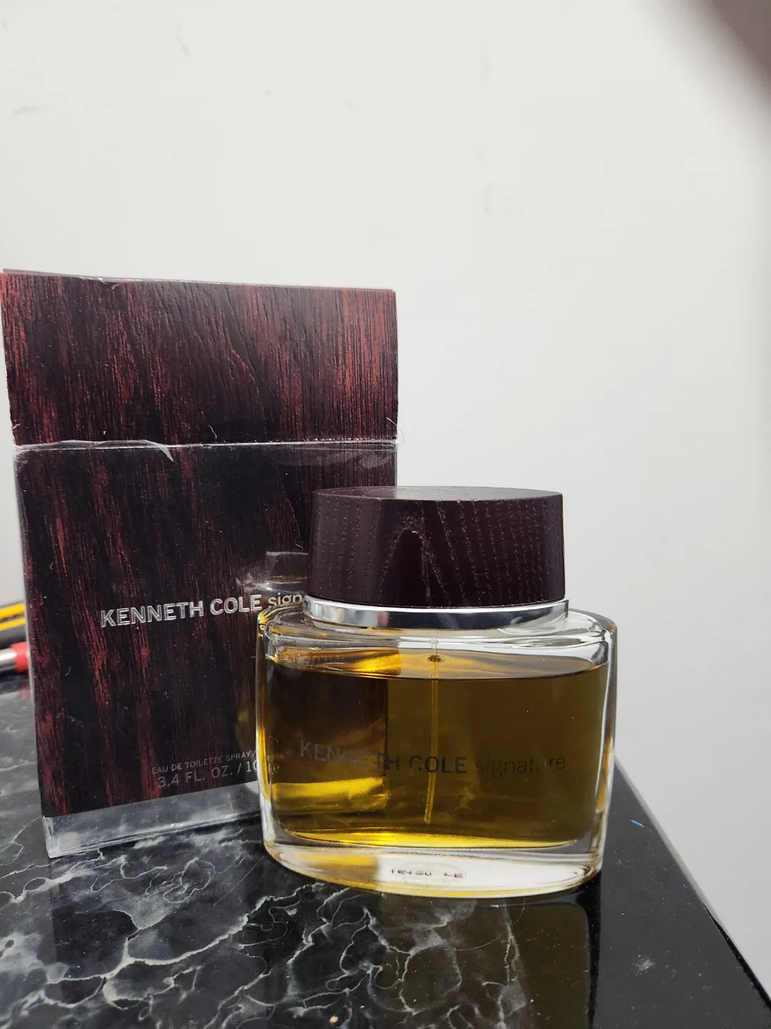 Kenneth Cole Signature Eau de Toilette thumbnail