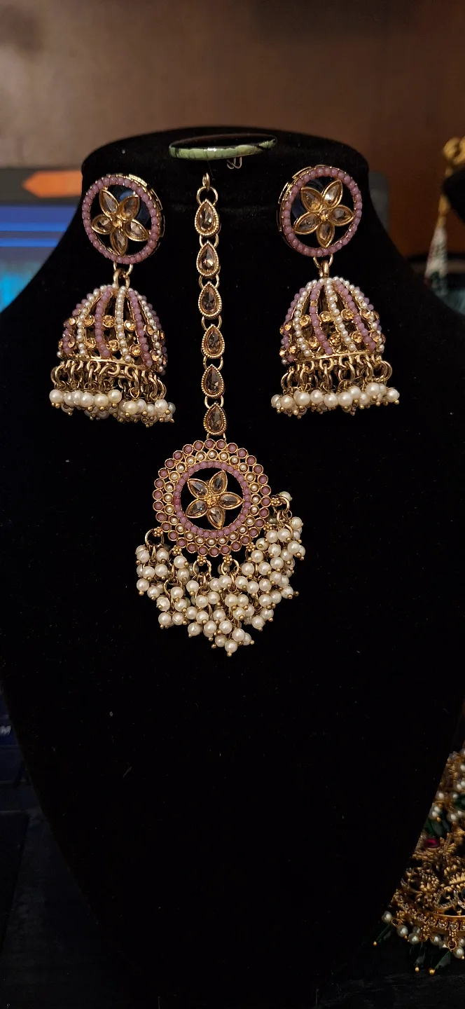 Beautiful Pink and Gold Indian Jhumka Earrings and Maang Tikka thumbnail
