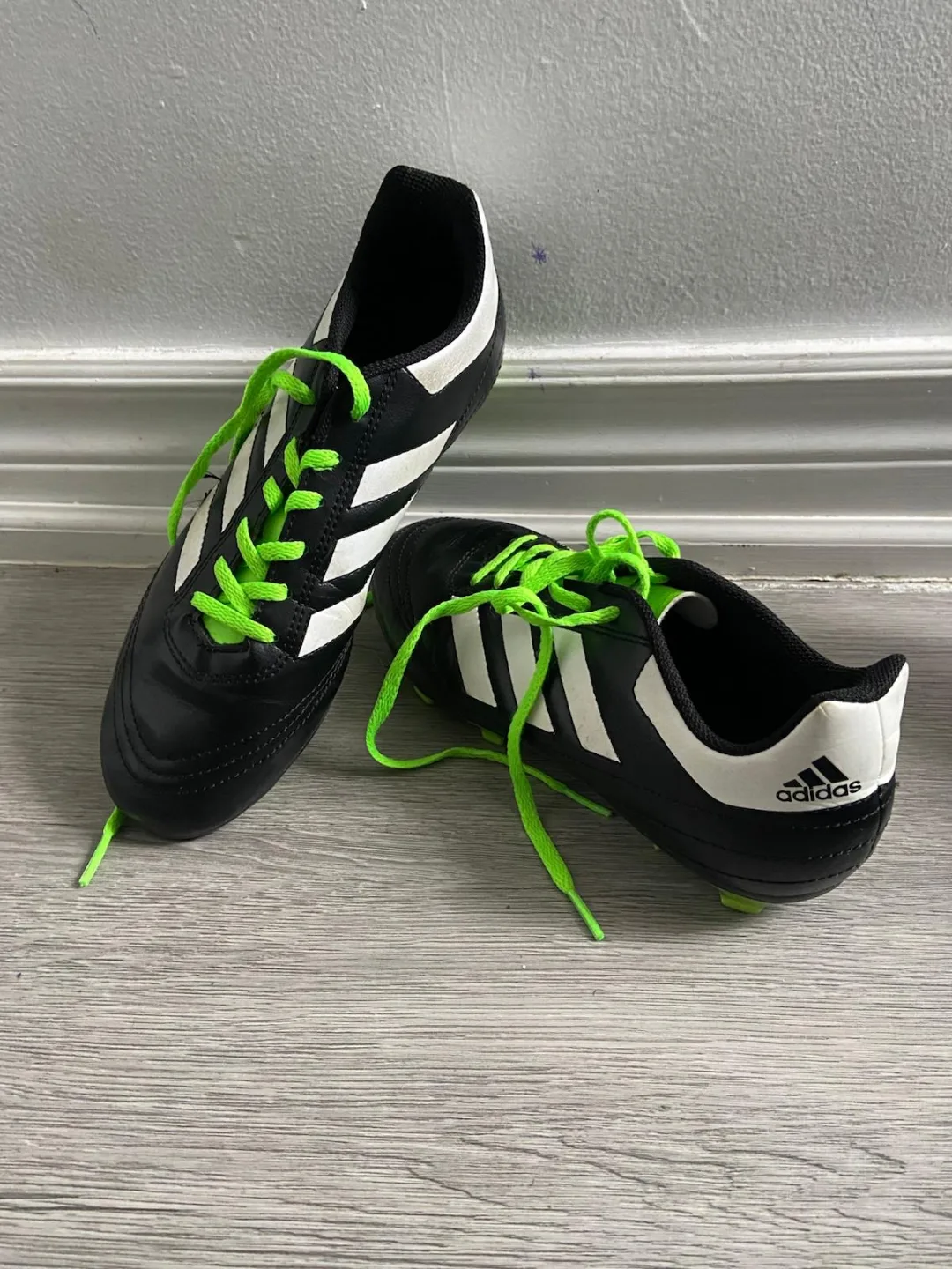 Adidas Soccer Cleats image indicator(2)