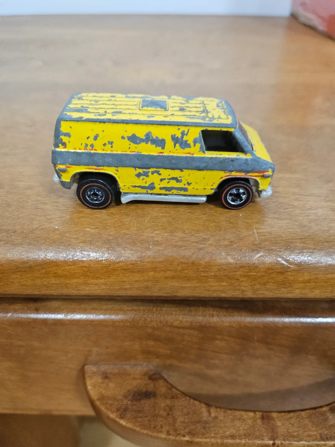 HOT WHEELS REDLINE VAN image indicator(3)