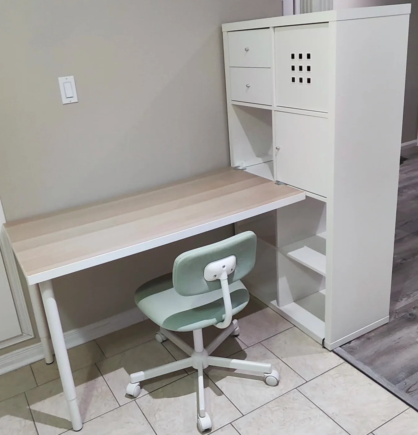 Ikea Shelf Desk Combination with Free Swivel Office Chair thumbnail