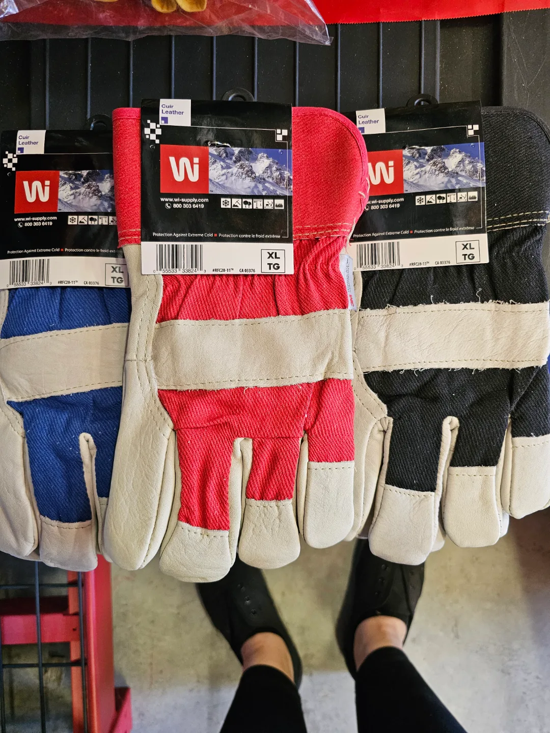 Three pairs of Wi work gloves, size XL image indicator(2)