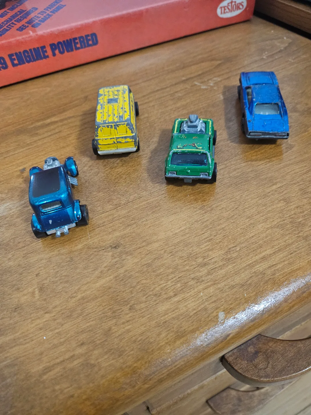 HOT WHEELS REDLINE LOT image indicator(4)