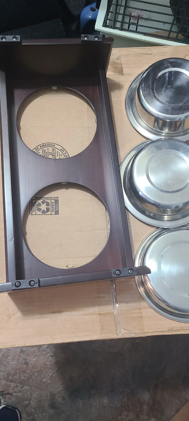 Elevated Pet Feeder with Stainless Steel Bowls🥕 image indicator(7)