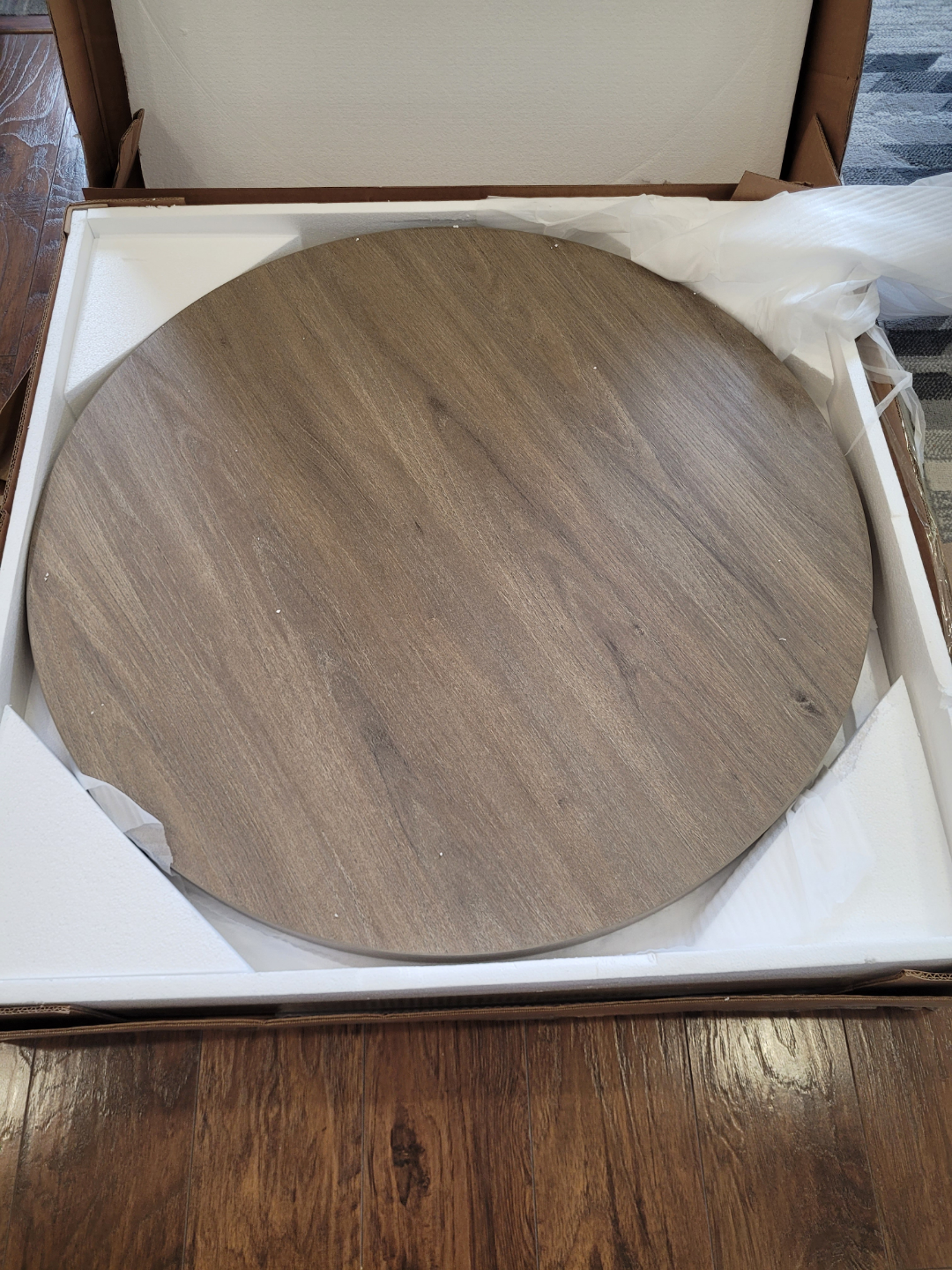 New Unassembled 36-inch Round Coffee Table