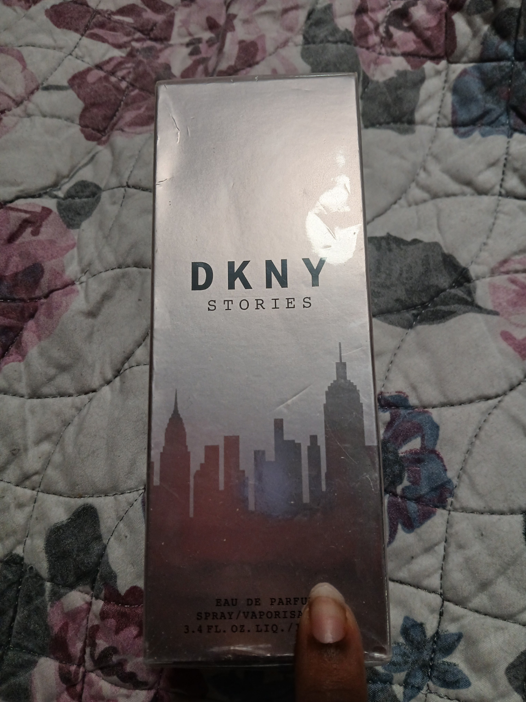 DKNY Stories Eau de Parfum Spray