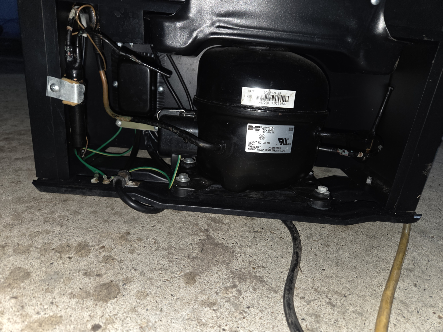 Danby Wine Cooler - DWC108BL - photo 3