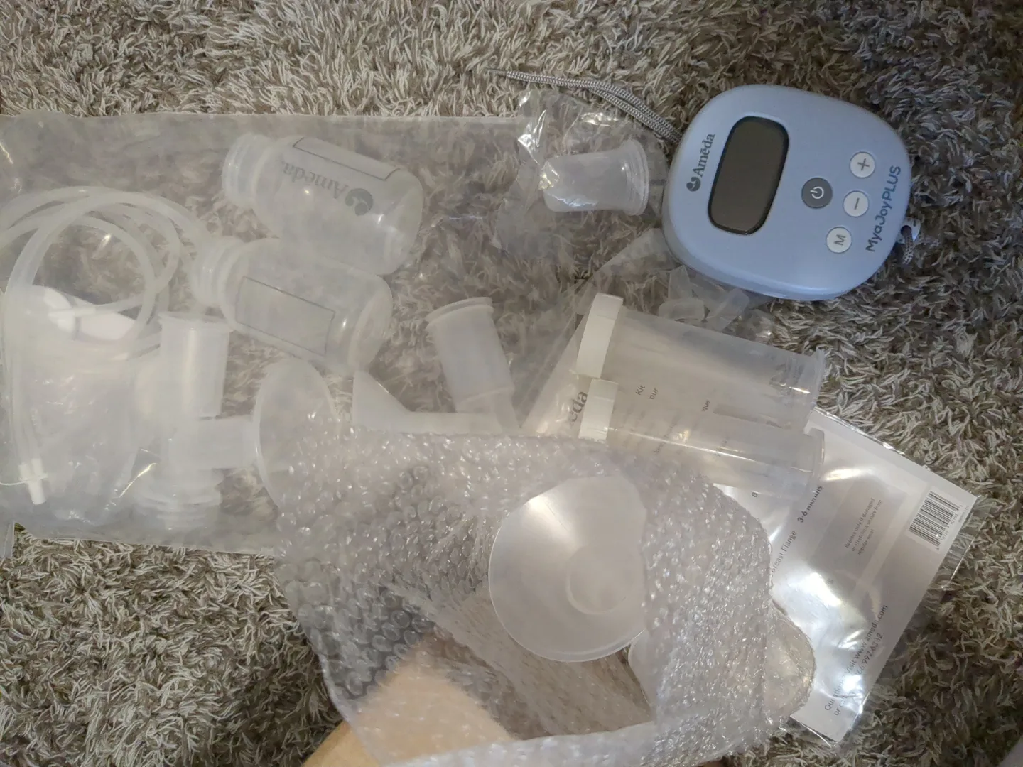 New Ameda,  real price Plus 300 $  Breast Pump resize image indicator(4)