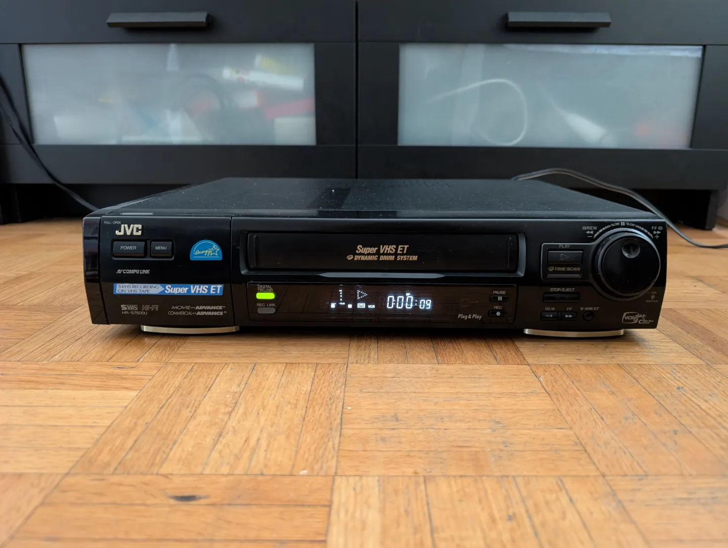 JVC HR-S7500U VHS VCR Player - Built In TBC image indicator(7)