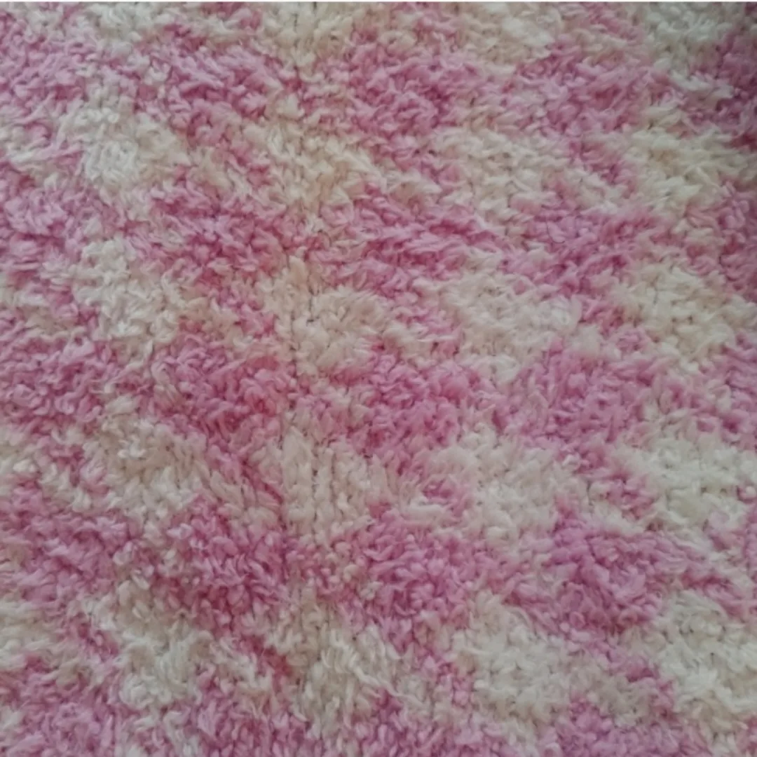 SKIMS Unisex Pink Petal Houndstooth Cozy Top image indicator(7)