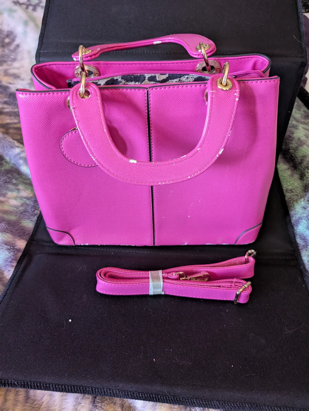 Pink Handbag with Shoulder Strap image indicator(5)