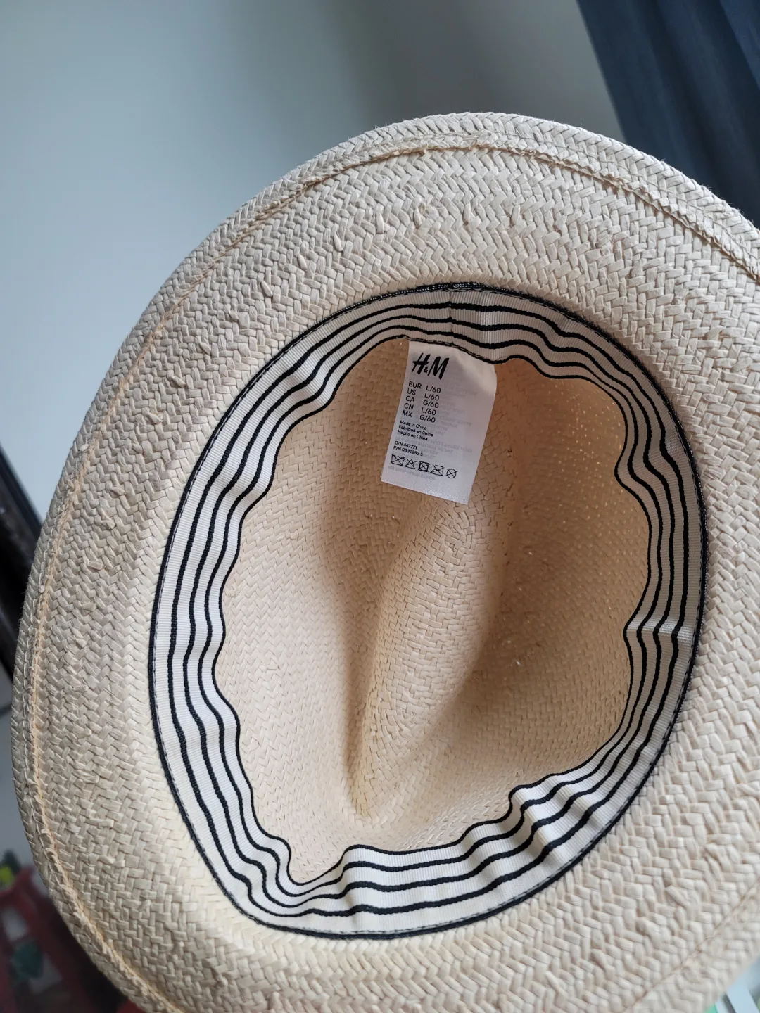 H&M Straw Fedora Hat #freecycle image indicator(2)