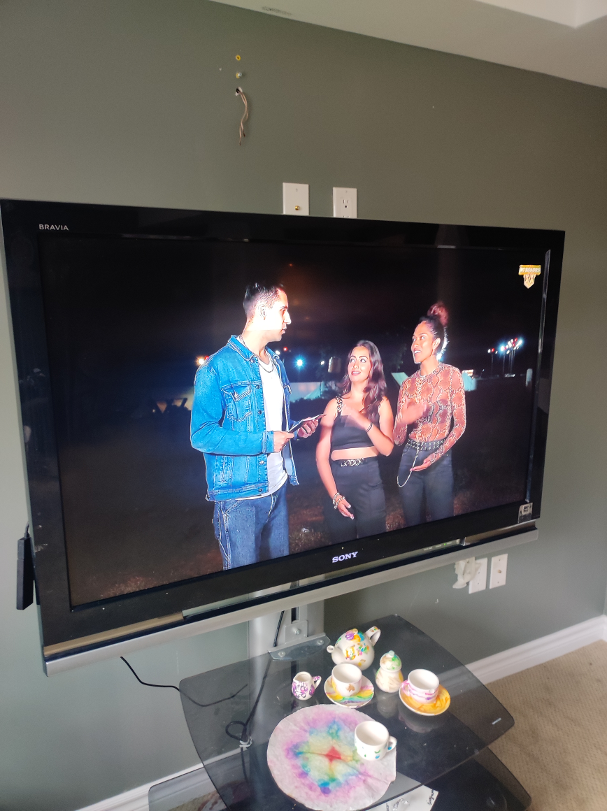 Sony Bravia KDL-46W4100 46-inch LCD HDTV - photo 2