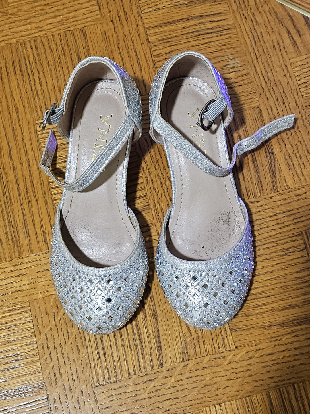 Girls' Silver Rhinestone Dress Shoes - photo 3