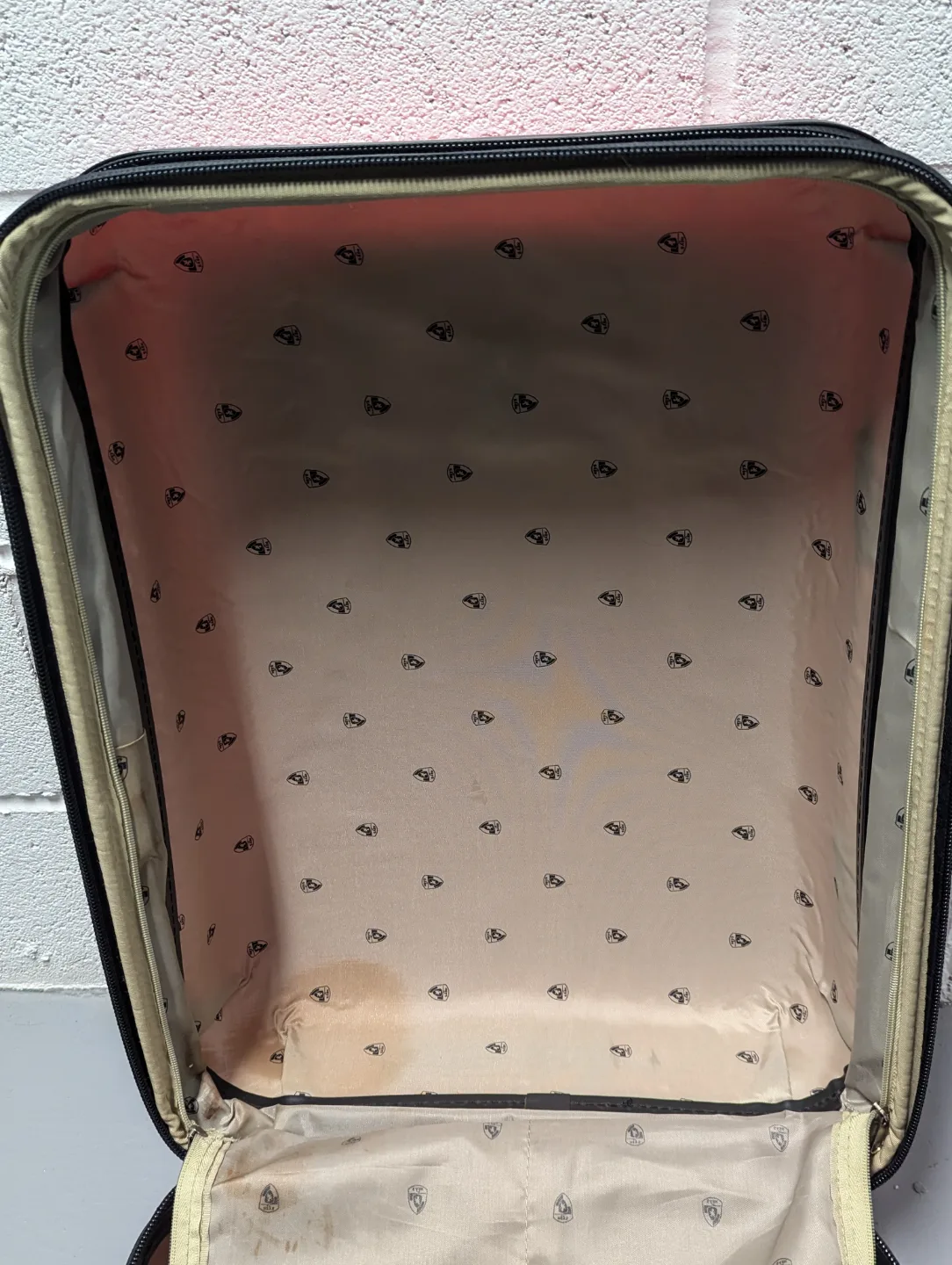 Heys Luggage Two-wheeler 21" Pink image indicator(5)