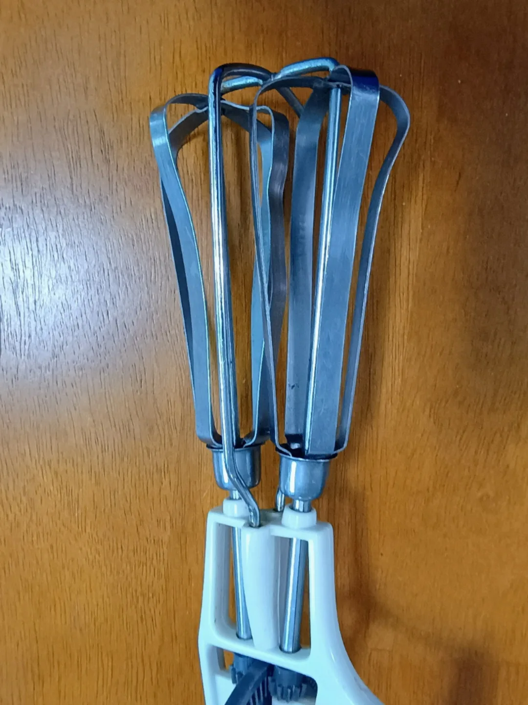 🏒 👉 Vintage Hand Mixer Blender image indicator(3)