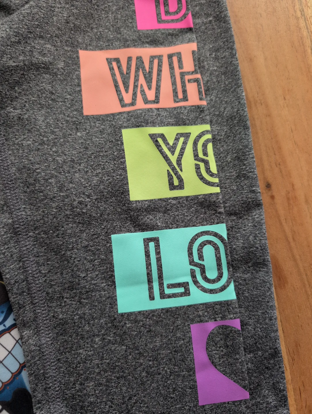 NEVER WORN - brand new bundle women's yoga leggings image indicator(5)