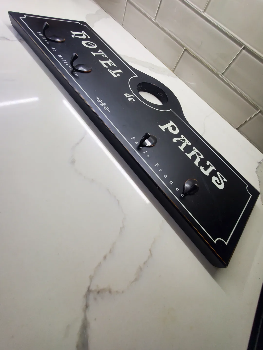 Hotel  Paris Hooks wall decor image indicator(5)