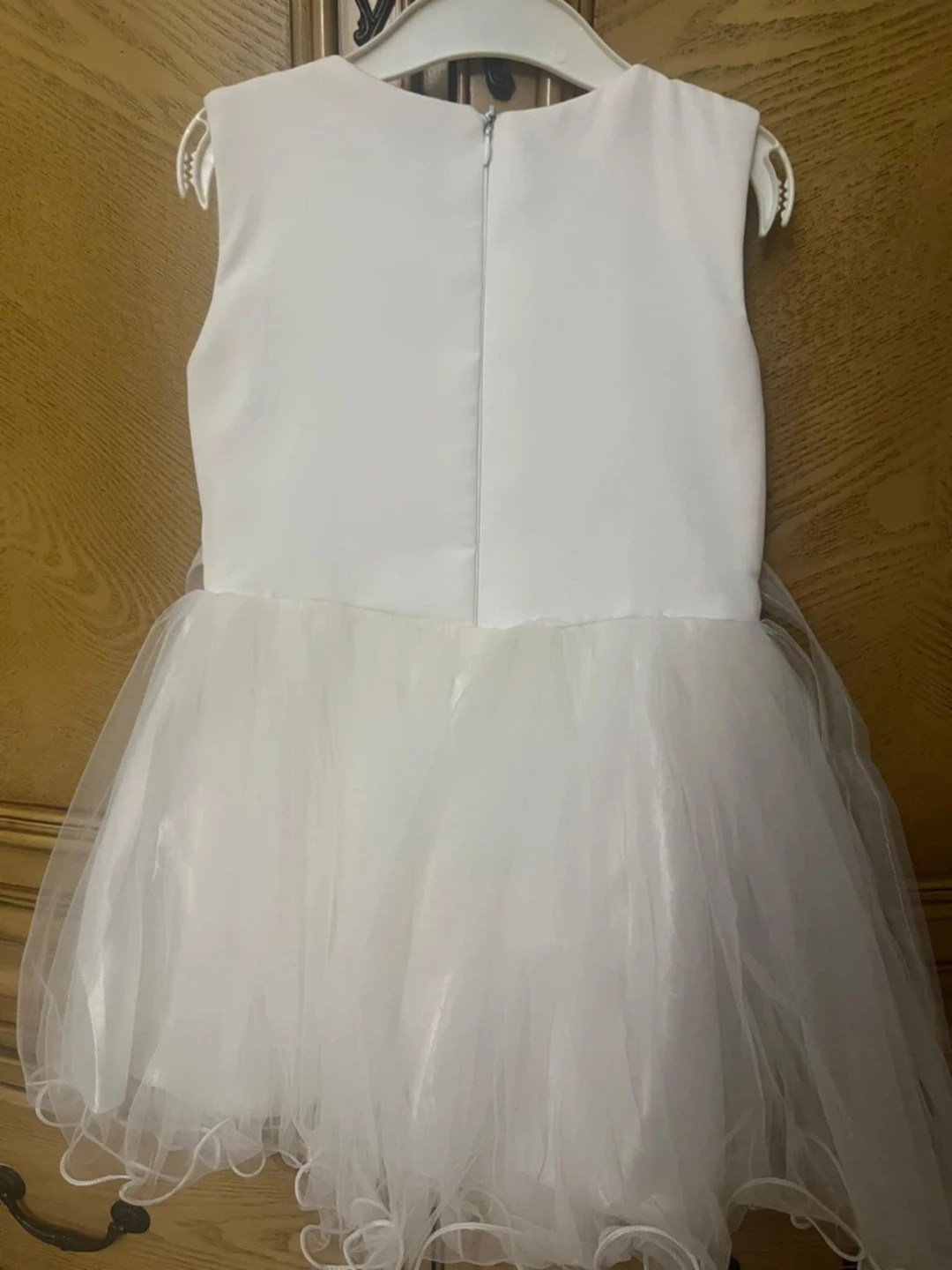 Adorable White Flower Girl Dress - photo 2