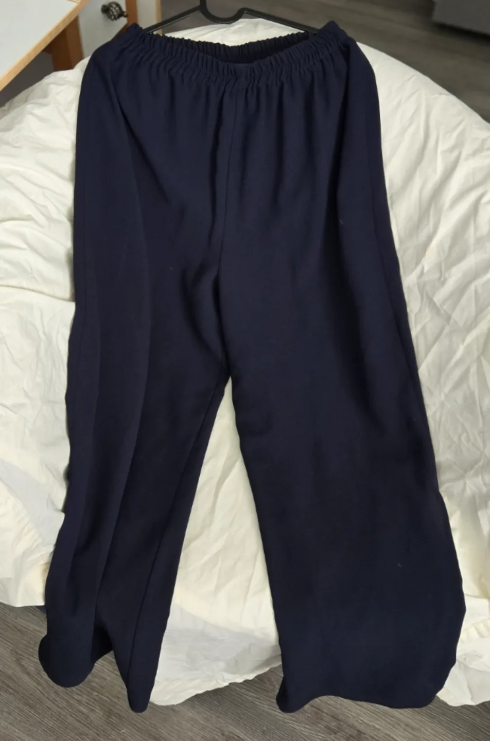 🦋Mark Edwards Navy Blue Palazzo pants 💙 thumbnail