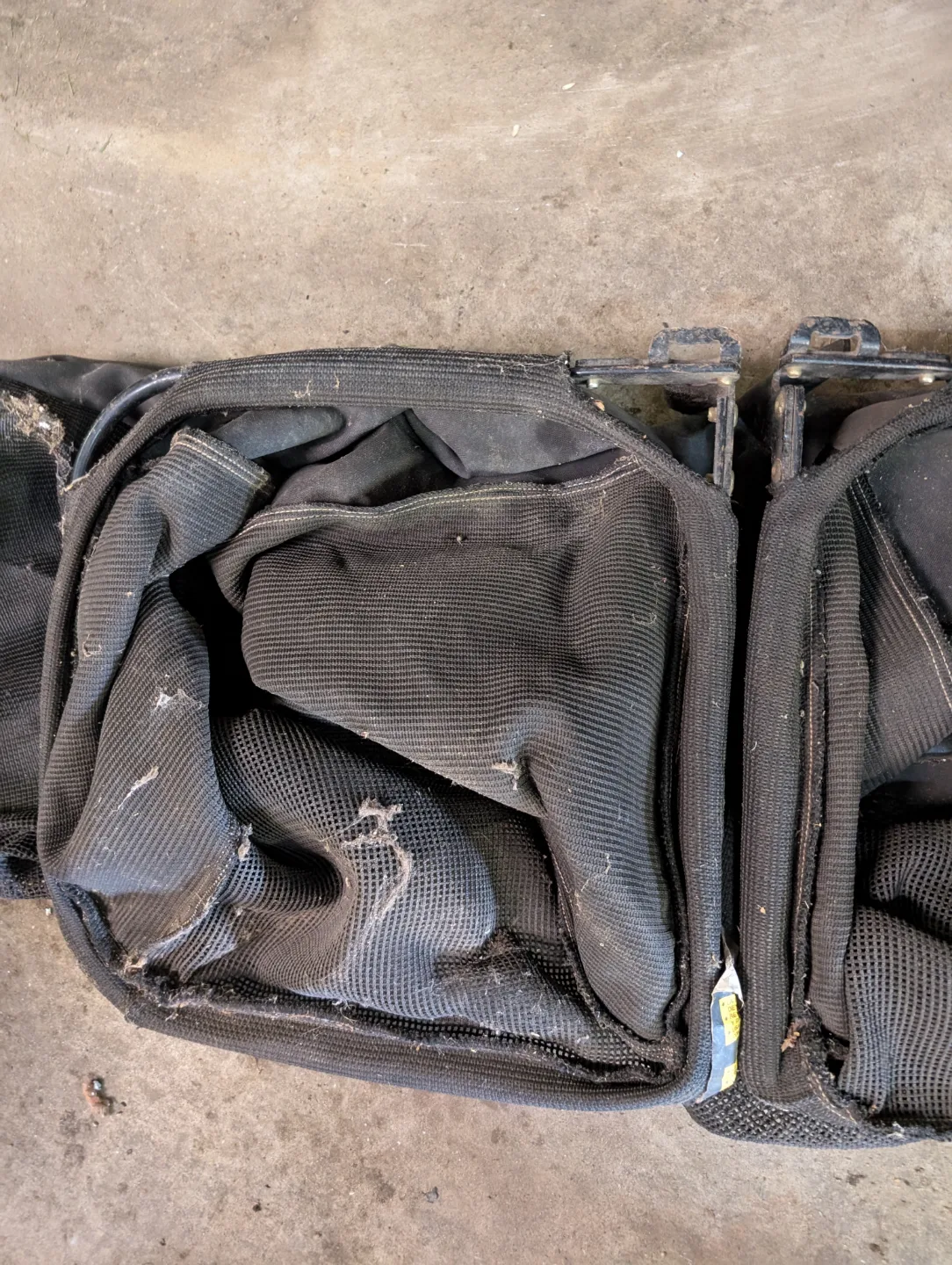 John Deere Bags and Frames image indicator(2)