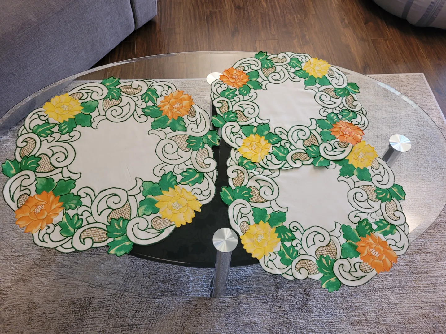 Vintage Floral HAND PAINTED table mats image indicator(4)