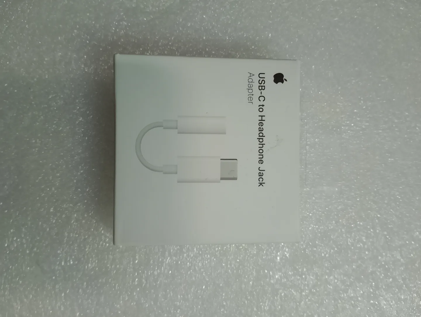 Apple USB-C to Headphone Jack Adapter thumbnail