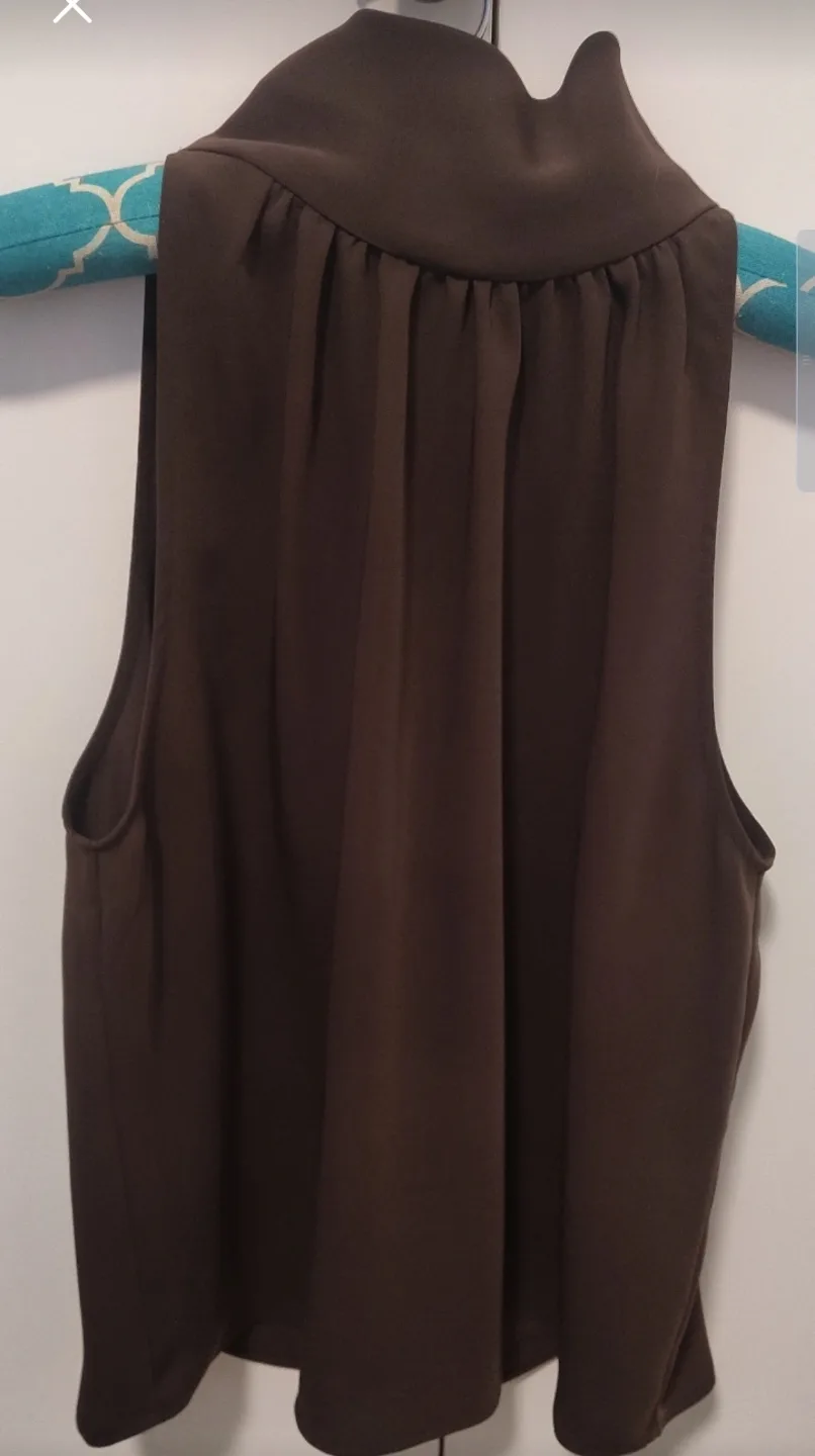 Babaton Mock Neck Sleeveless Top - XS thumbnail