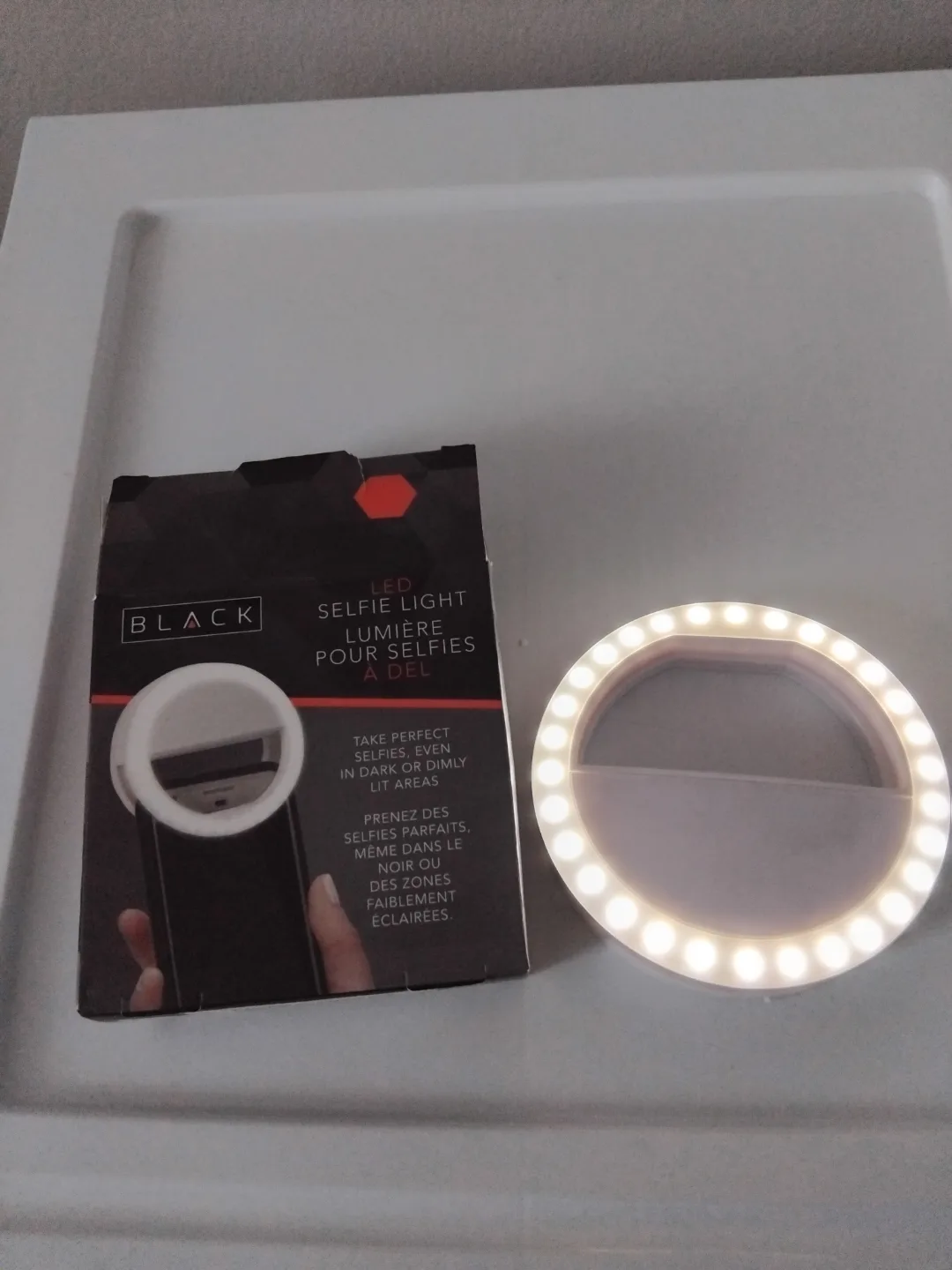 New portable ring light clip on / selfie light thumbnail