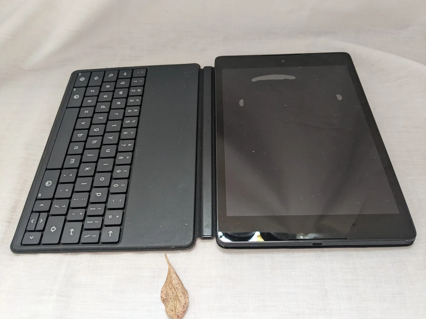 Google Nexus 9 Tablet with Keyboard 🧡 image indicator(6)