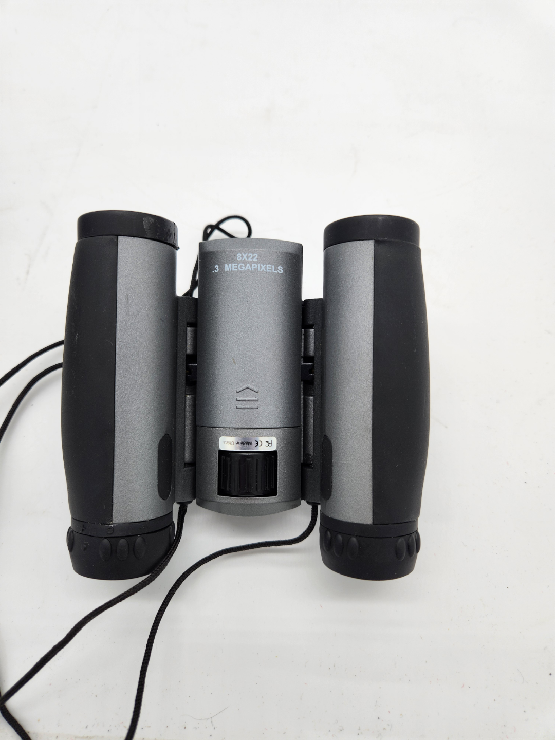 Simmons 8x22 Digital Capture Binoculars with 3 Megapixels - photo 2
