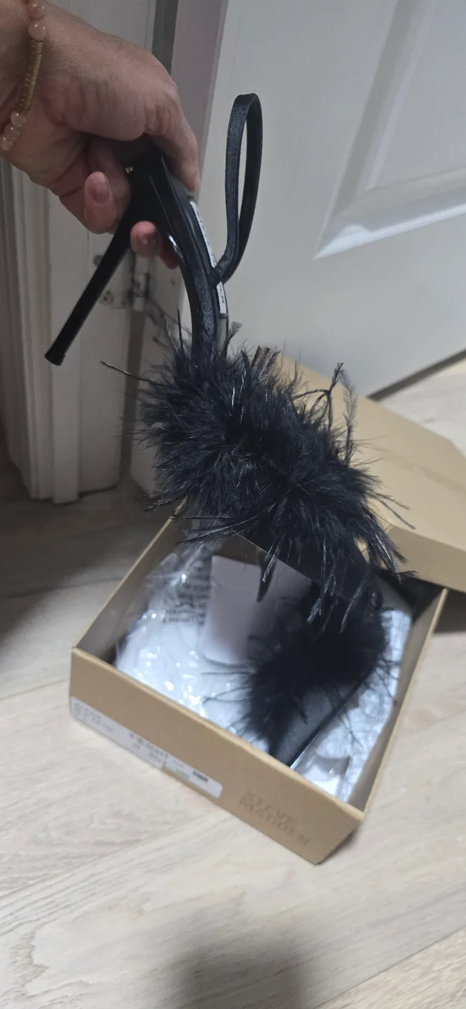 New size 7 thumbnail