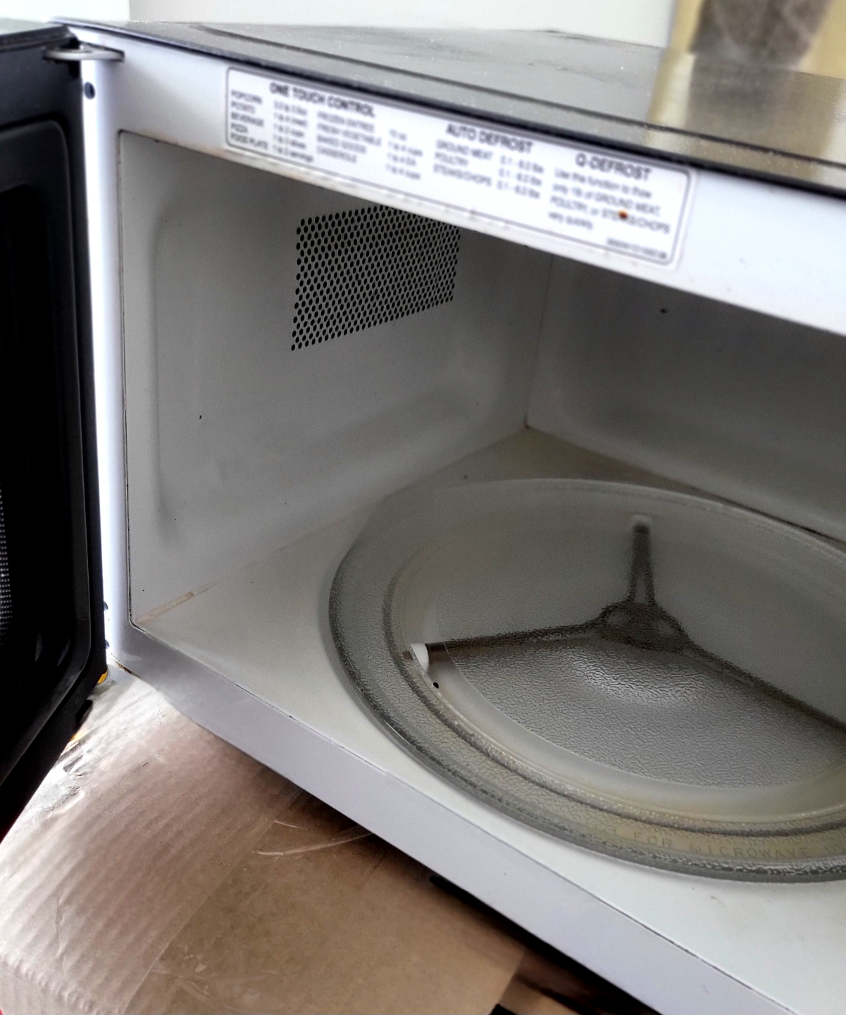 LG Microwave - Stainless Steel - photo 5