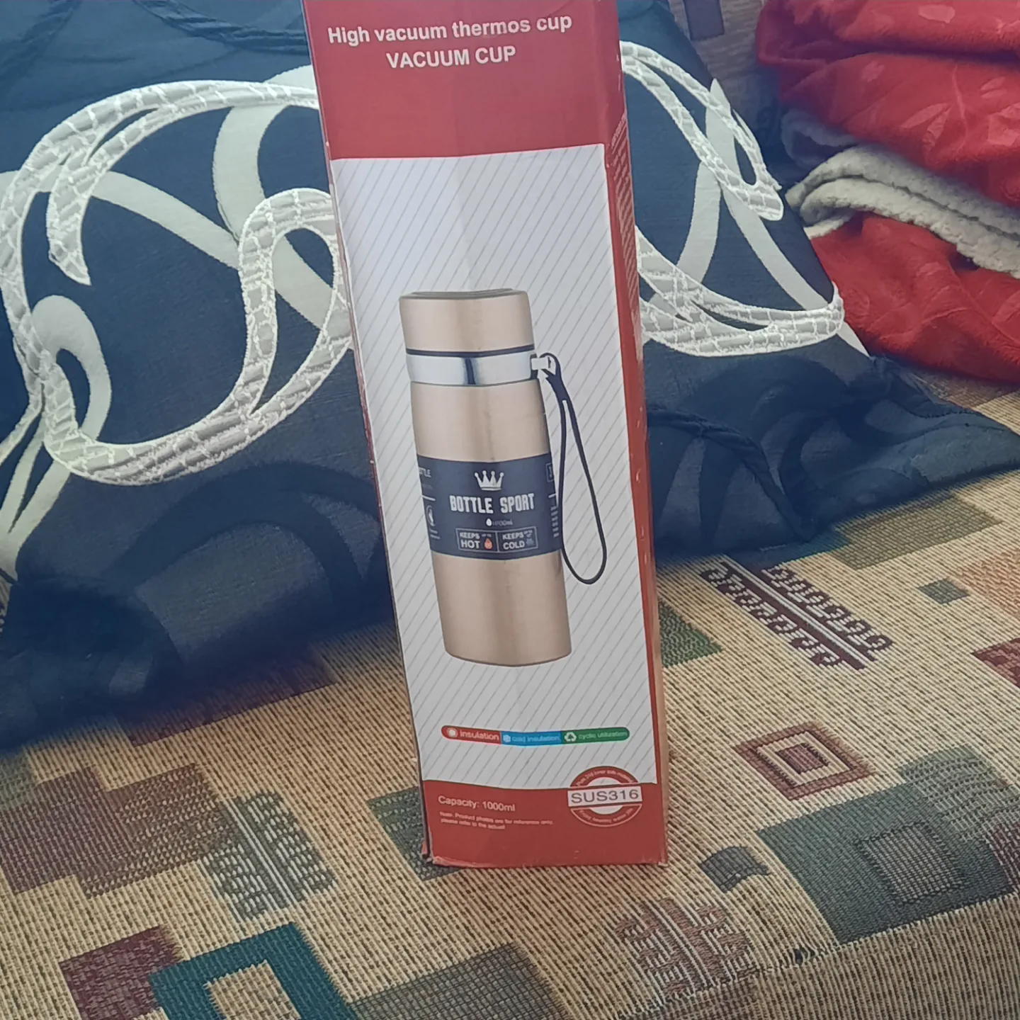 Gold Thermal Water Bottle - 1000ml image indicator(2)