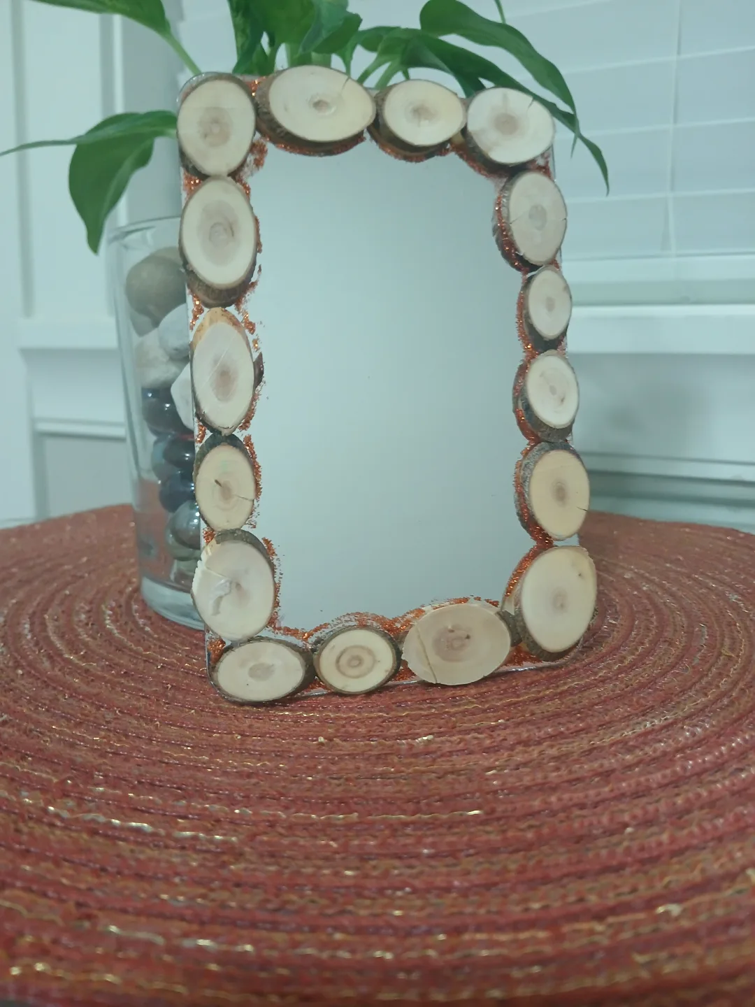 Mirror with Wood Slice Frame image indicator(4)