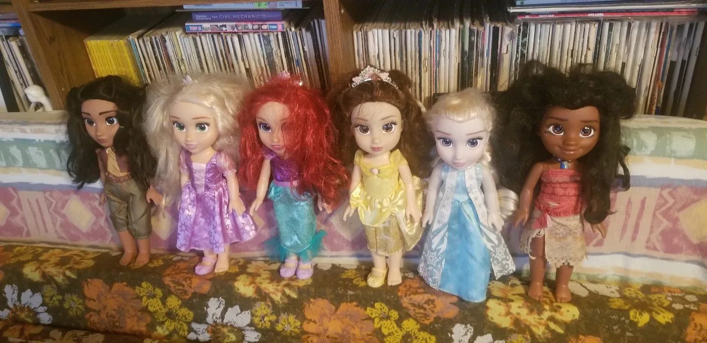 Disney Dolls  , Six , 14 inches tall . image indicator(2)
