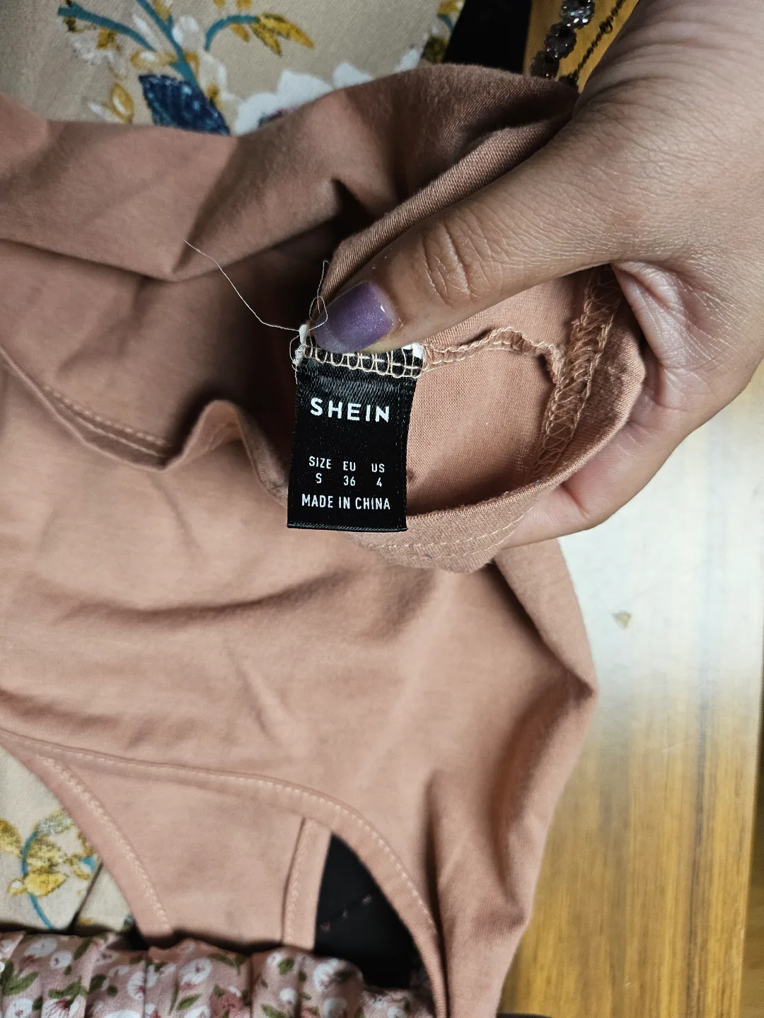 SHEIN Two-Piece Set: Crop Top and Tiered Skirt image indicator(2)