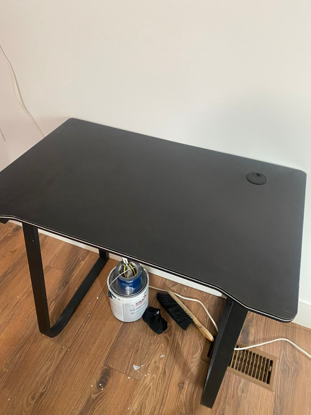 Spacious Curved Gaming Desk - photo 5
