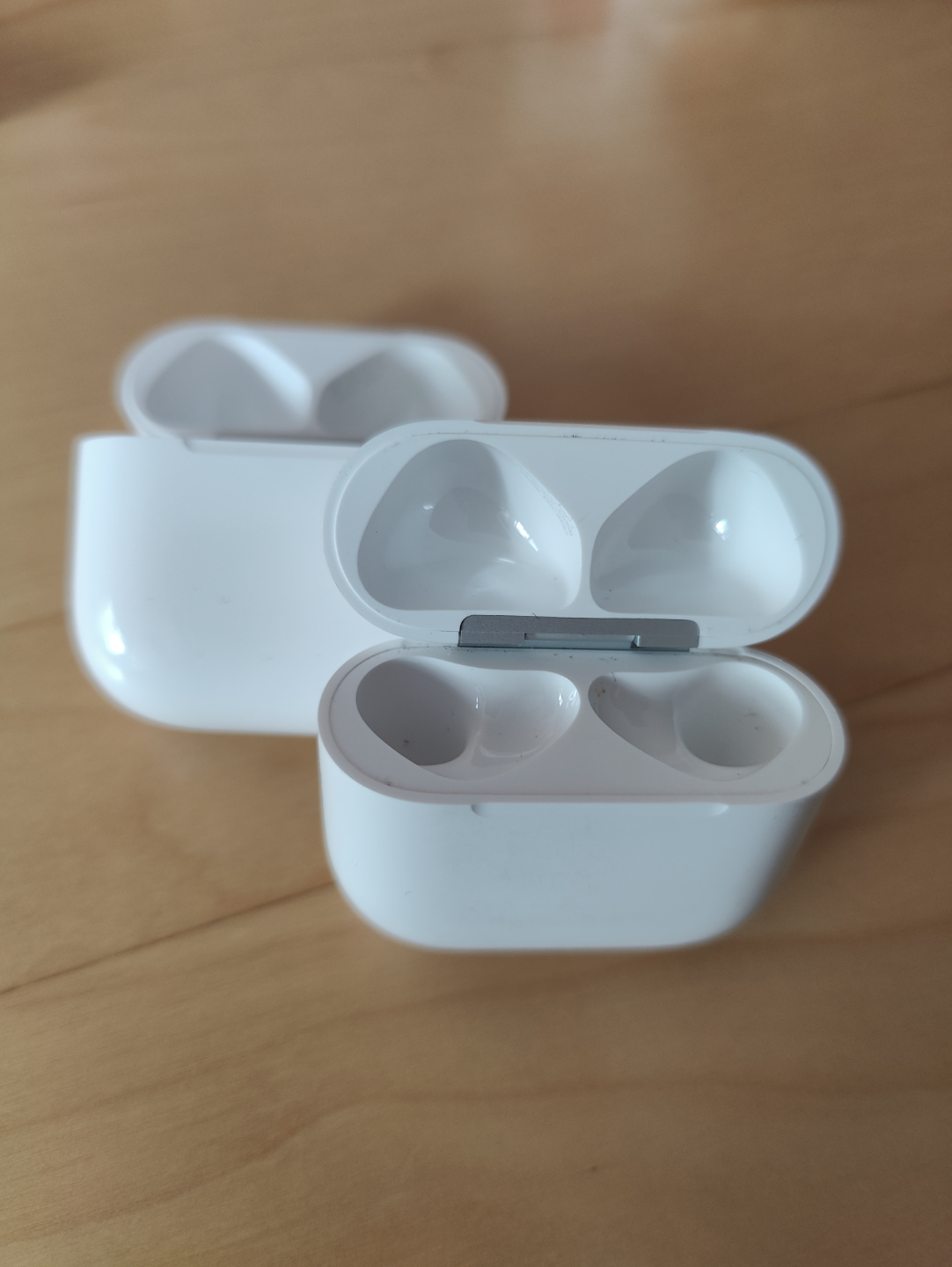 Apple AirPods 4 -  4th Gen. Charging Case Only