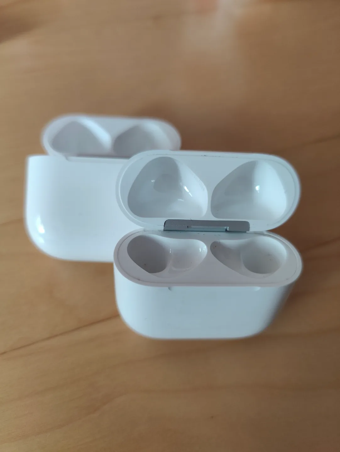 Apple AirPods 4 -  4th Gen. Charging Case Only thumbnail
