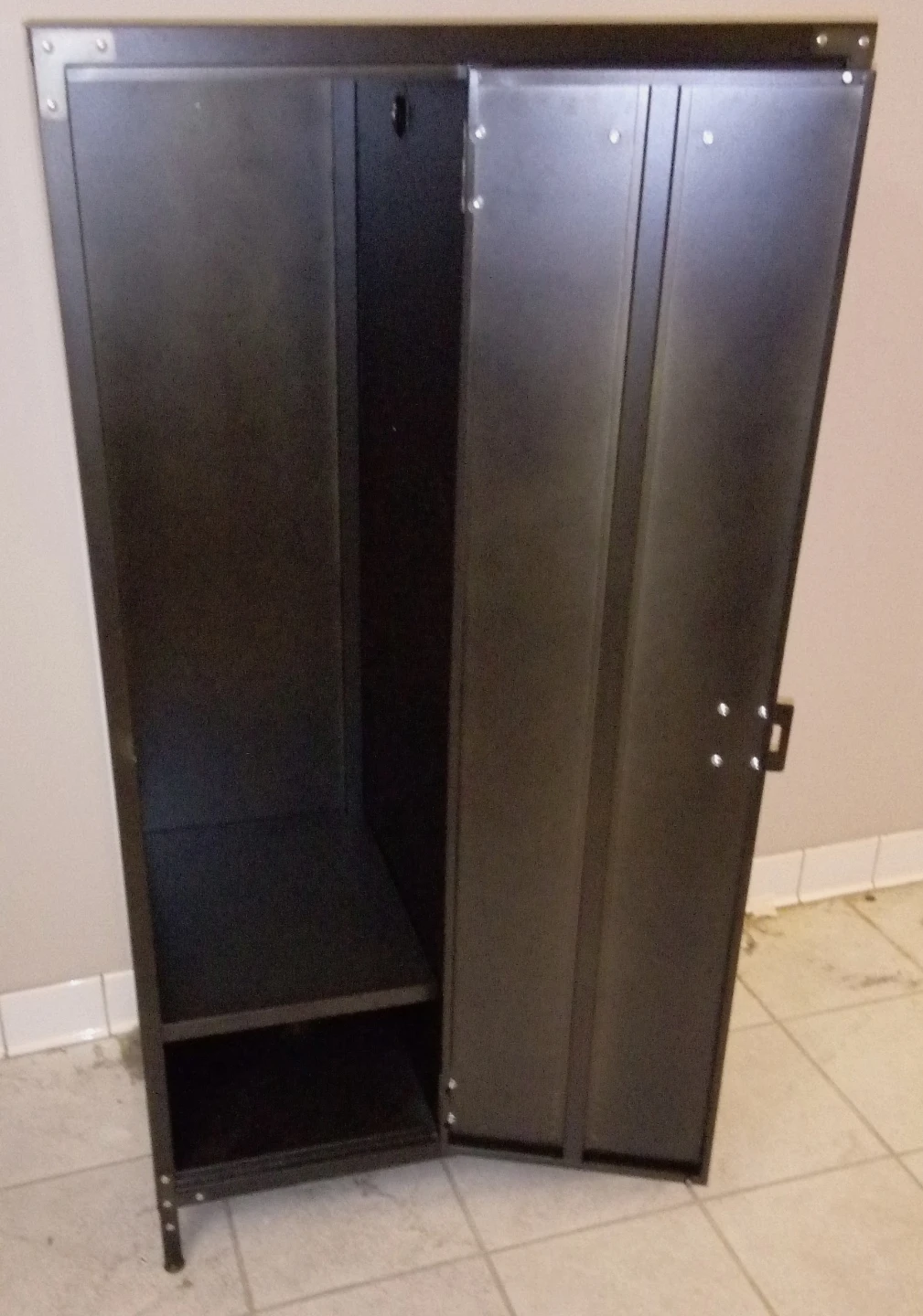 Metal Industrial Locker Cabinet - photo 3
