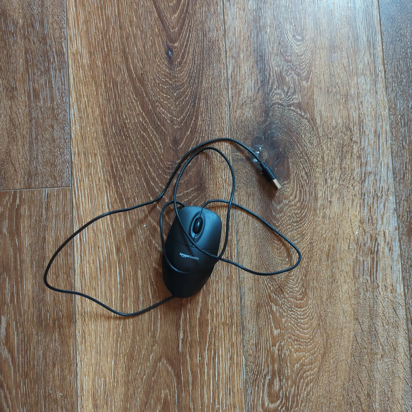 Amazon Basics Wired Computer Mouse thumbnail