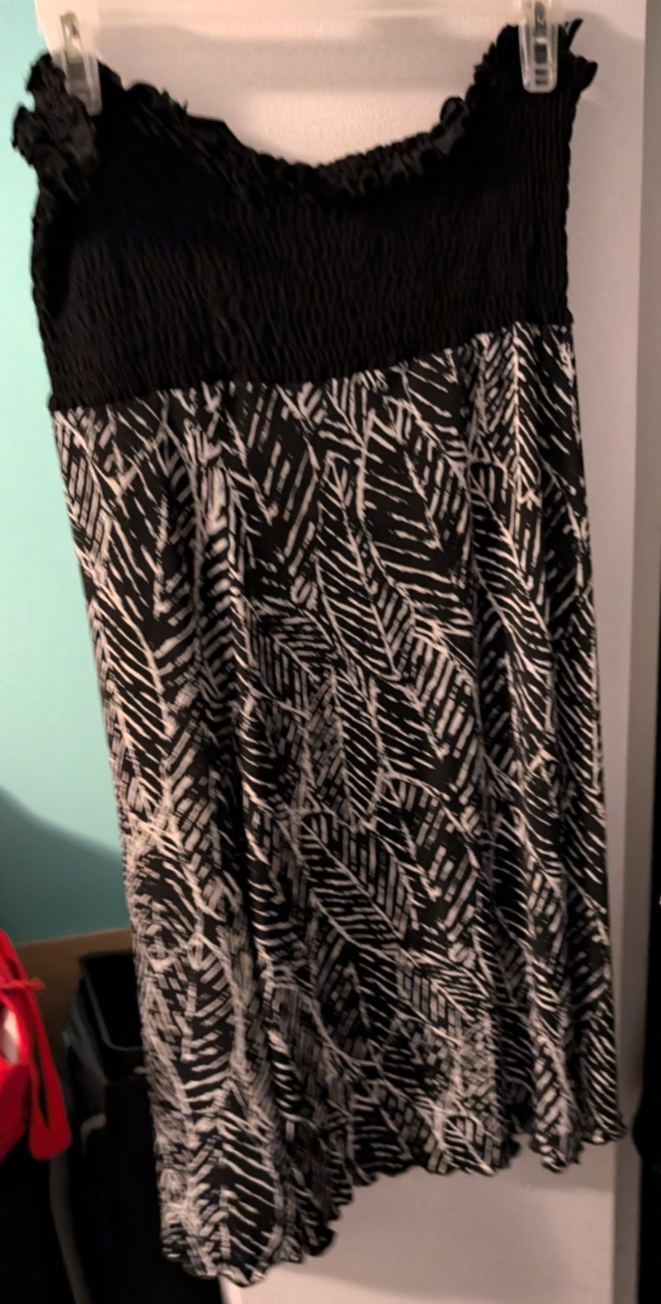 Black and White Strapless Summer Dress